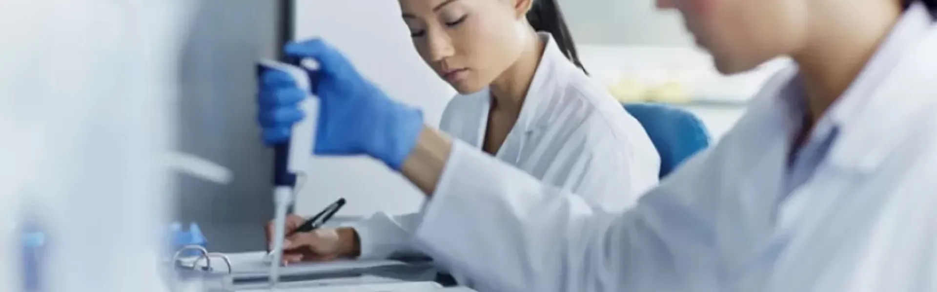 Gazy specjalne, gazy kalibracyjne