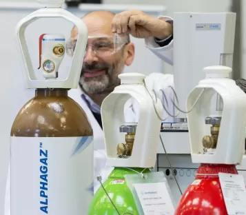 Gazy specjalne, gazy kalibracyjne