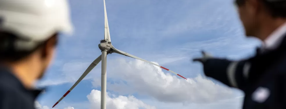 Volume record di PPA firmati da Air Liquide nel 2024 con oltre 2.500 GWh di elettricità a basse emissioni di carbonio, ovvero una riduzione di oltre 1,2 milioni di tonnellate di emissioni di CO2 all'anno 