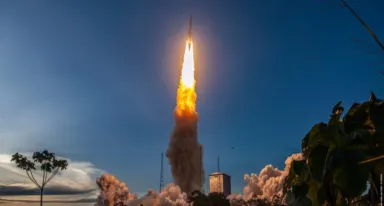 Air Liquide e ArianeGroup rinnovano la loro partnership industriale strategica con la firma di due importanti contratti per Ariane 6